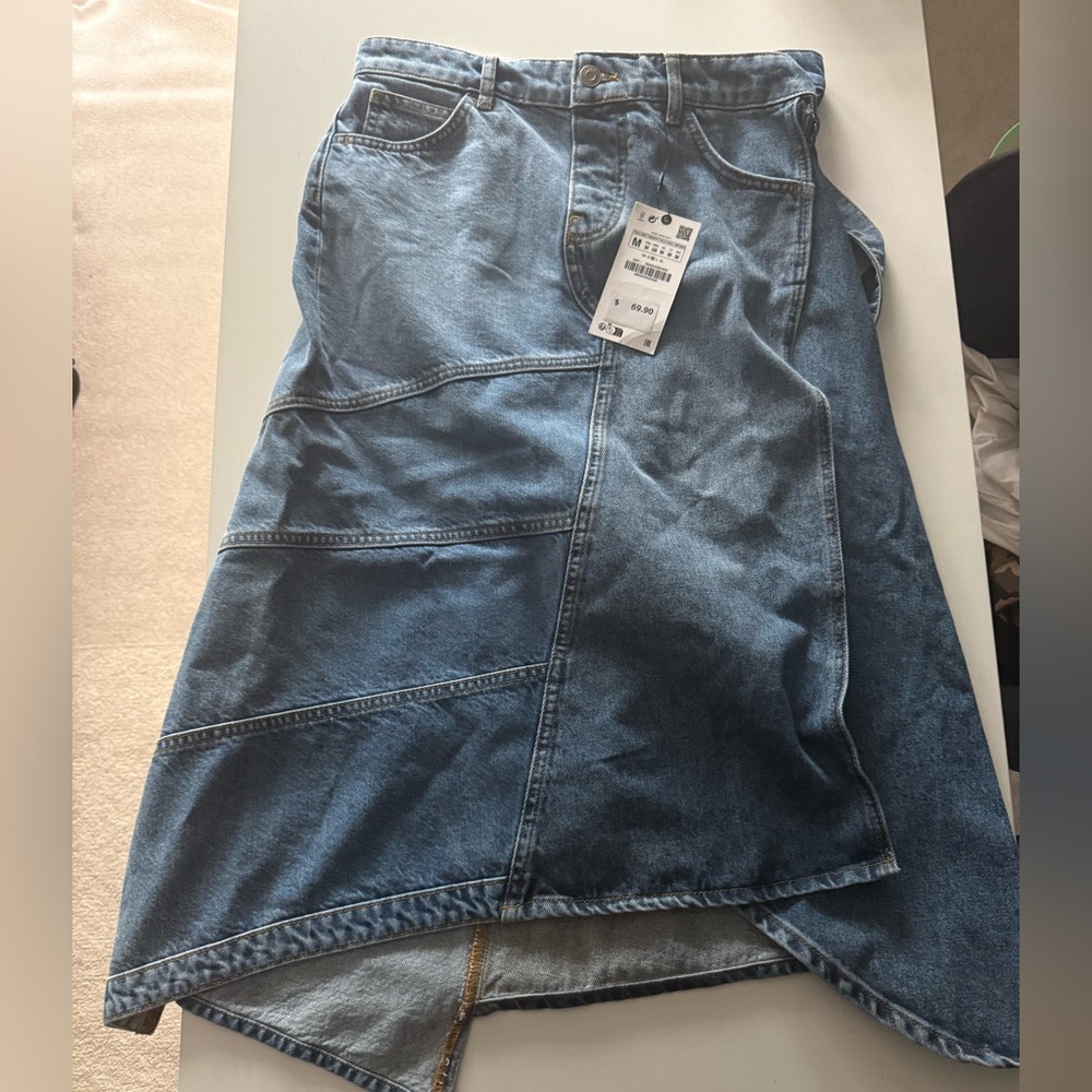The Hybrid Denim Skirt Zara size medium NWT